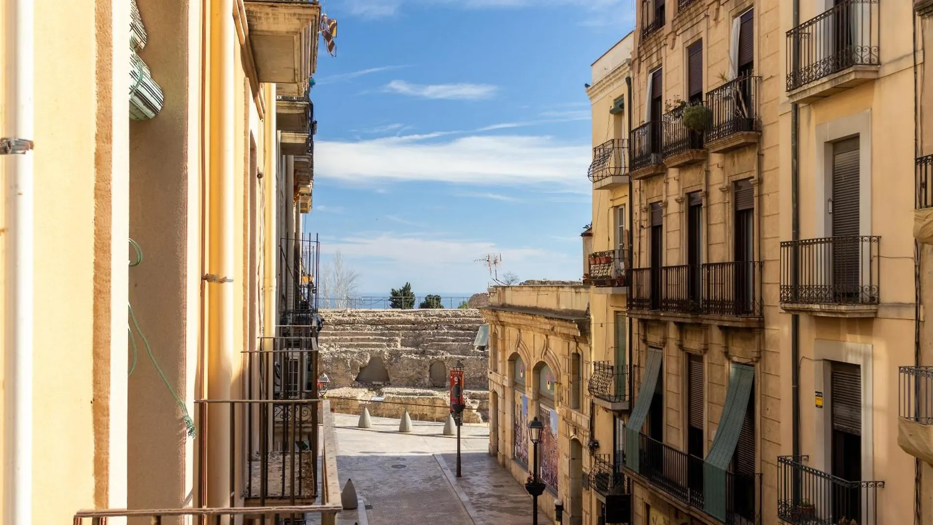 شقة Grooovy Duplex Amb Terrassa تاراغونا 0*,  إسبانيا