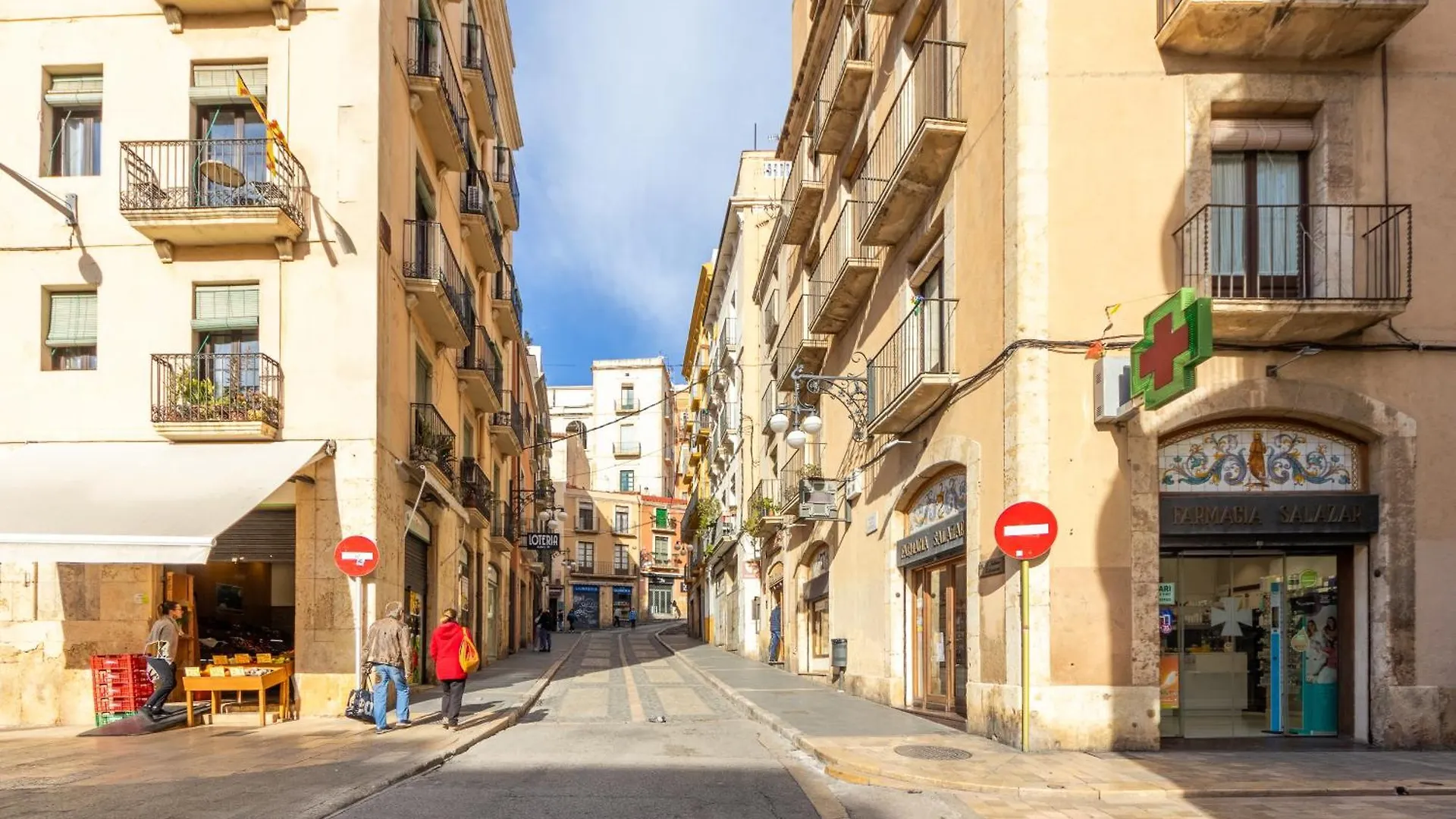 Apartamento GROOOVY Dúplex amb Terrassa Tarragona